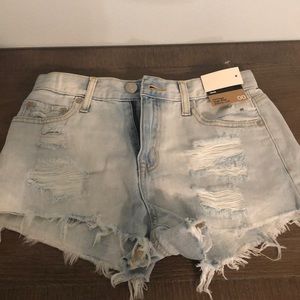 Aeropostale